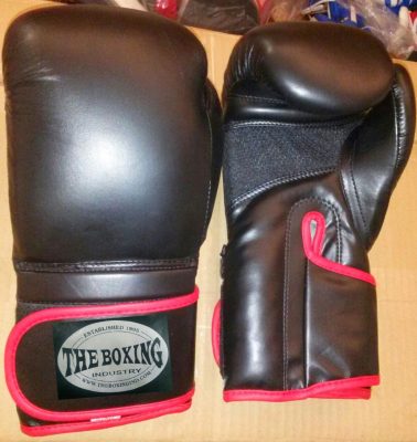 Custom Boxing Gloves Sports, Training & Kickboxing