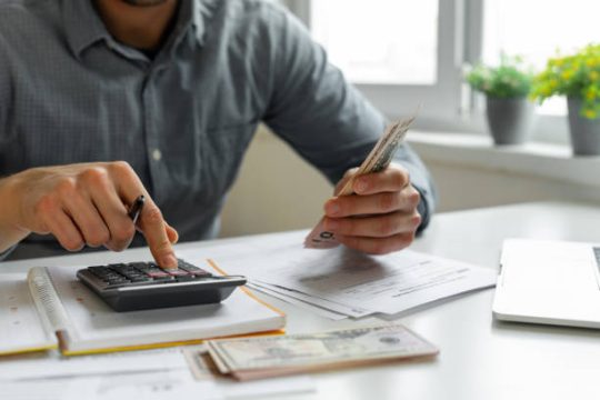 Take Out Short Term Loans Online to Get Rid of Deb