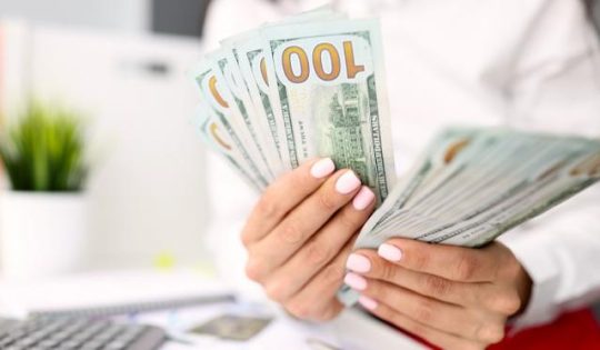 Take Out Short Term Loans Online to Get Rid of Deb